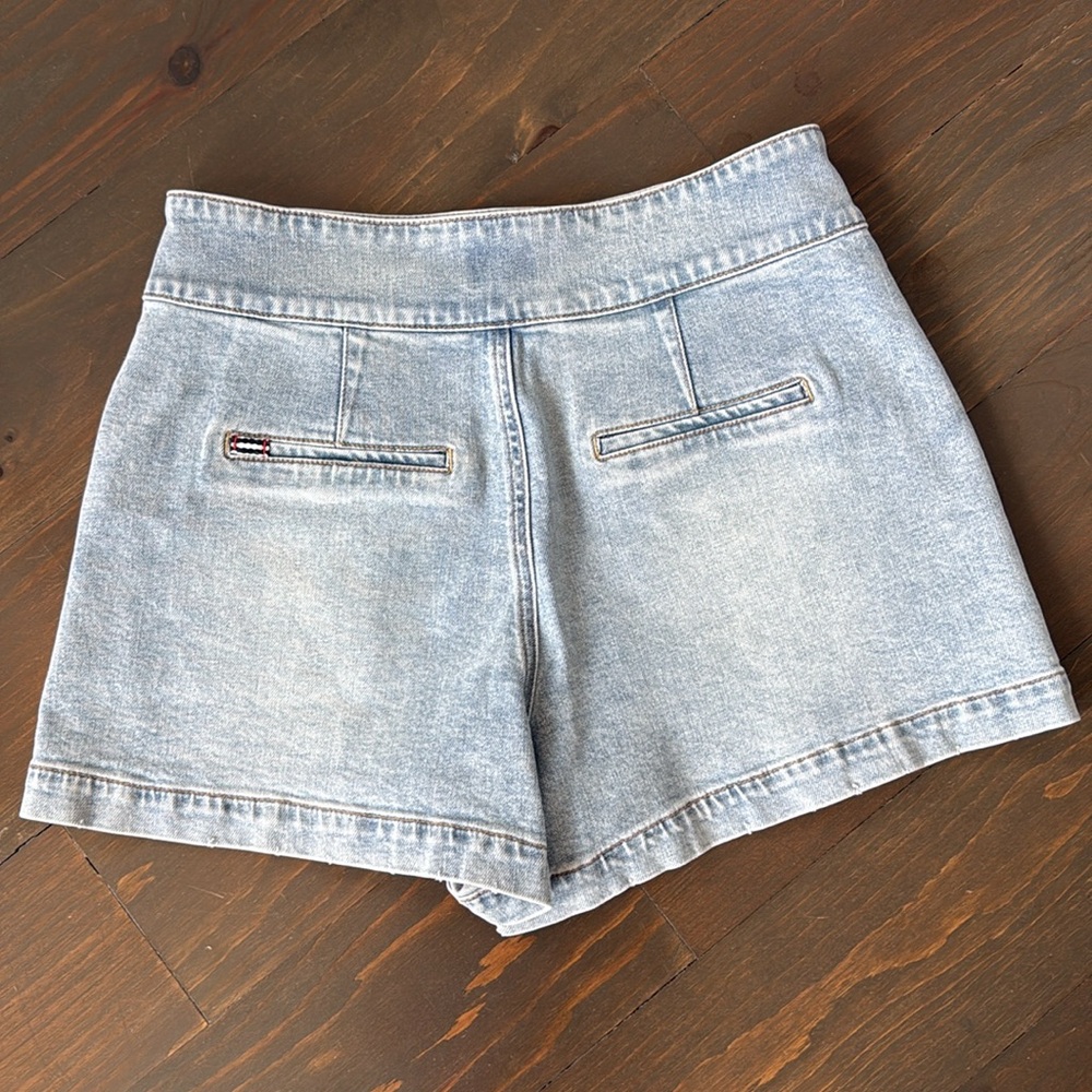 NWOT Alice & Olivia jean shorts - Picture 4 of 4